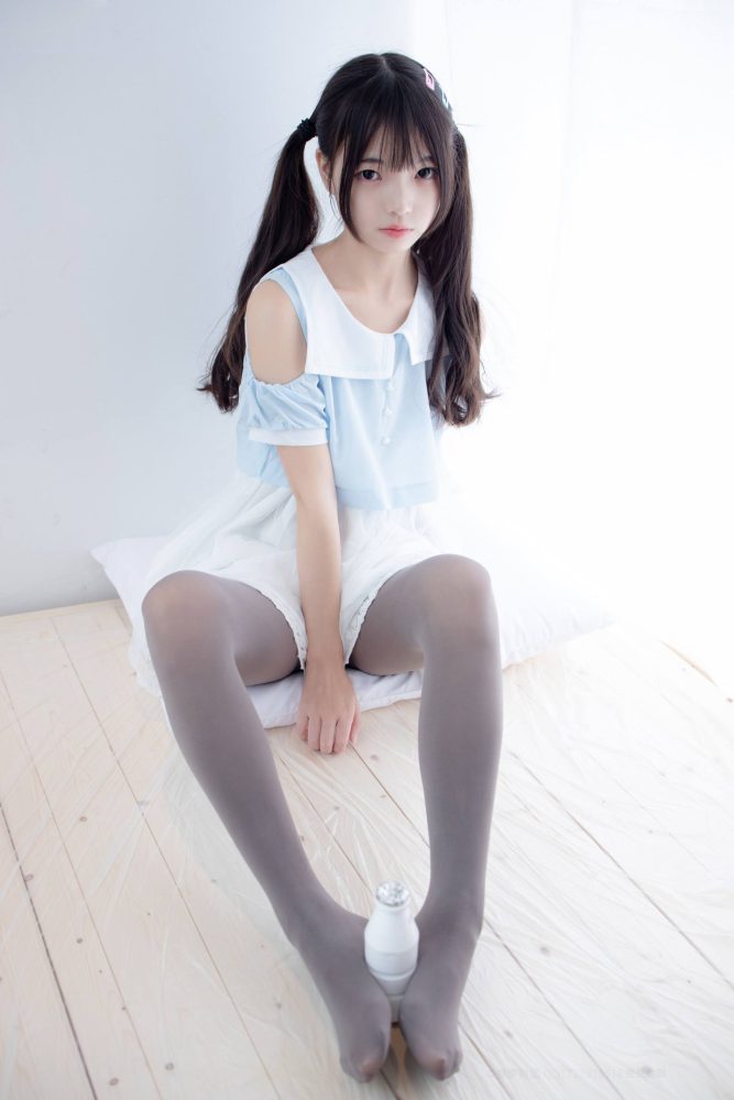 超级甜美的灰丝小姑娘【86P】20005-素云集