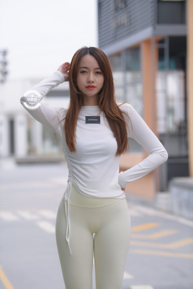 漂亮的白色瑜伽裤女孩 J1441 696P1V-21.4GB-素云集