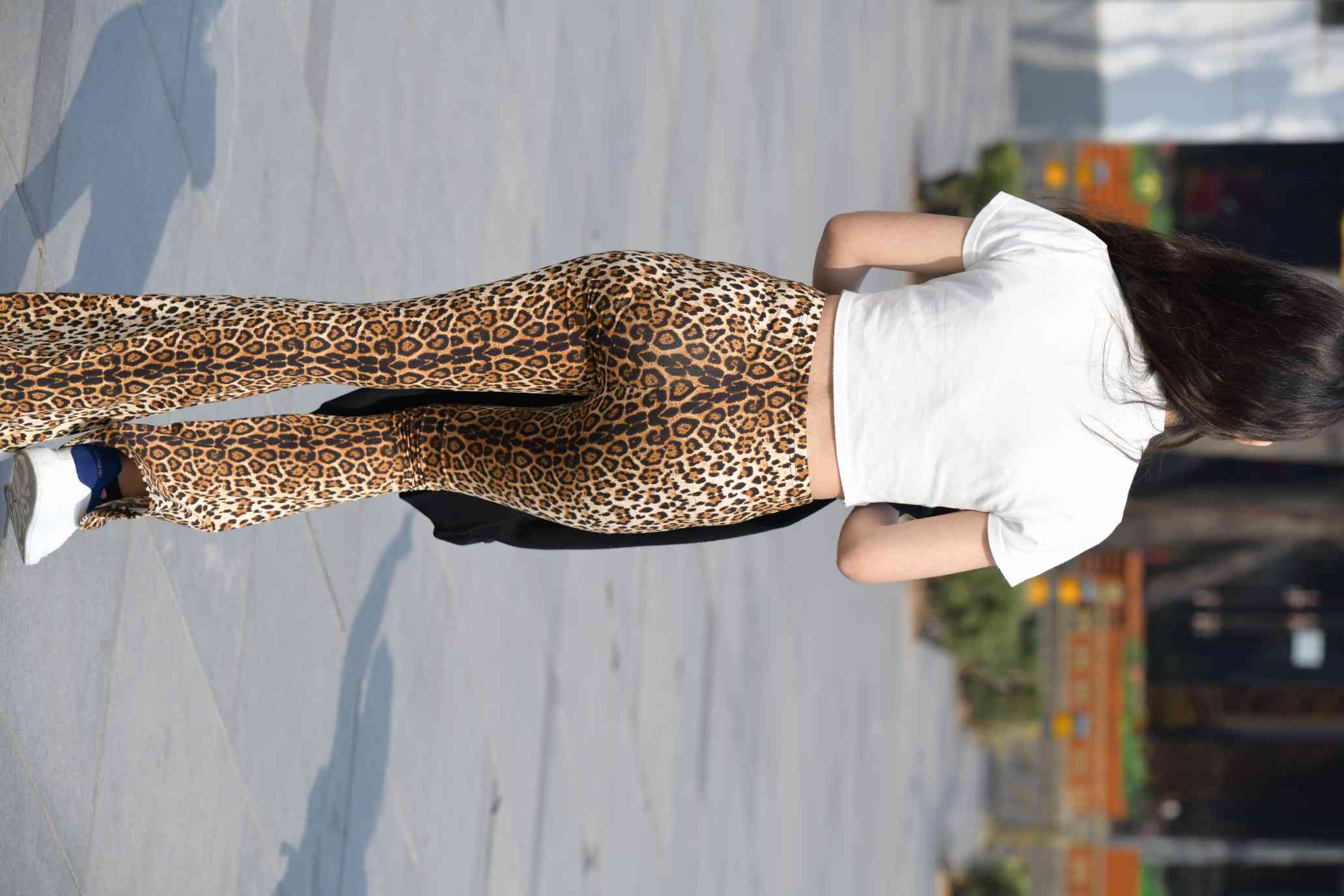 图片[2]-豹纹紧身裤小姑娘【339P】04026-素云集