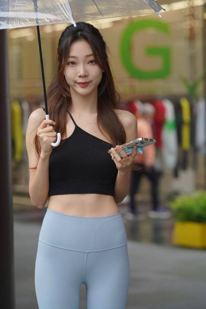 大眼睛瑜伽裤女孩J2903 988P8V-37.6GB-素云集