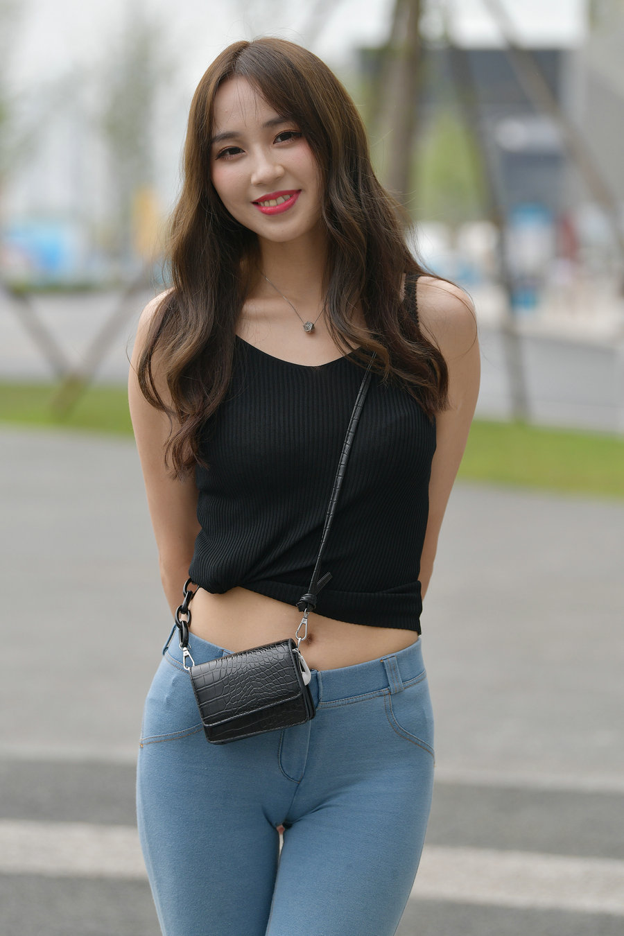 紧身牛仔裤女孩J3808 276P-3.31GB-素云集