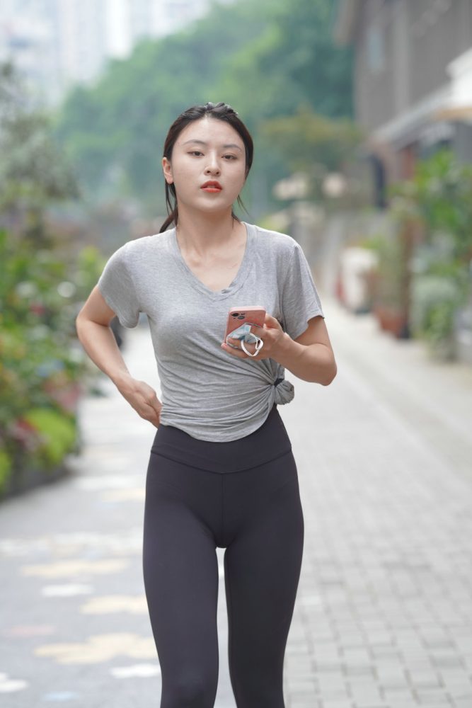 户外运动的瑜伽裤女孩J3008 845P2V-22.9GB-素云集