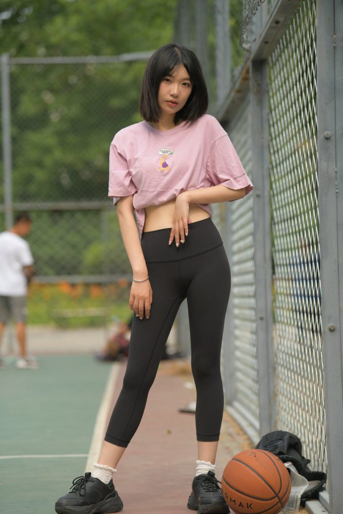 图片[3]-穿瑜伽裤打篮球的大三女孩J2198 463P1V-18.6GB-素云集