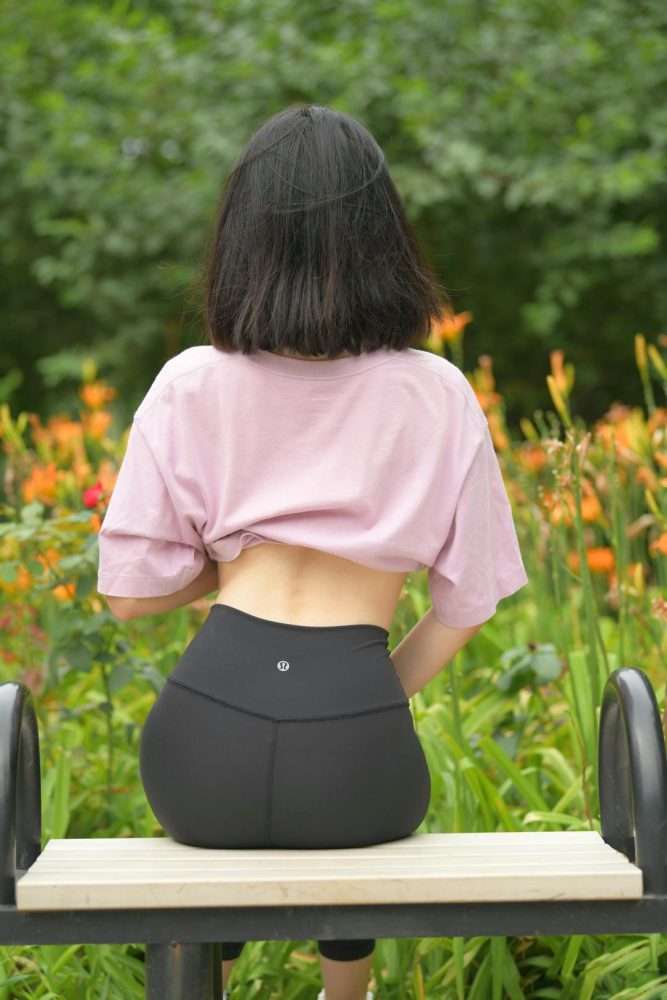 图片[2]-穿瑜伽裤打篮球的大三女孩J2198 463P1V-18.6GB-素云集