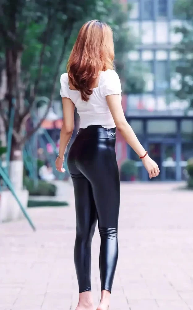 图片[4]-紧身皮裤时尚女人 J1940 605P1V-23.8GB-素云集