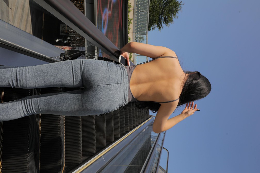 漂亮的紧身牛仔裤长发女孩【474P】00059-素云集