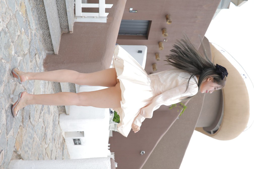 图片[6]-戴黑色蝴蝶结的长发女孩【369P】00027-素云集