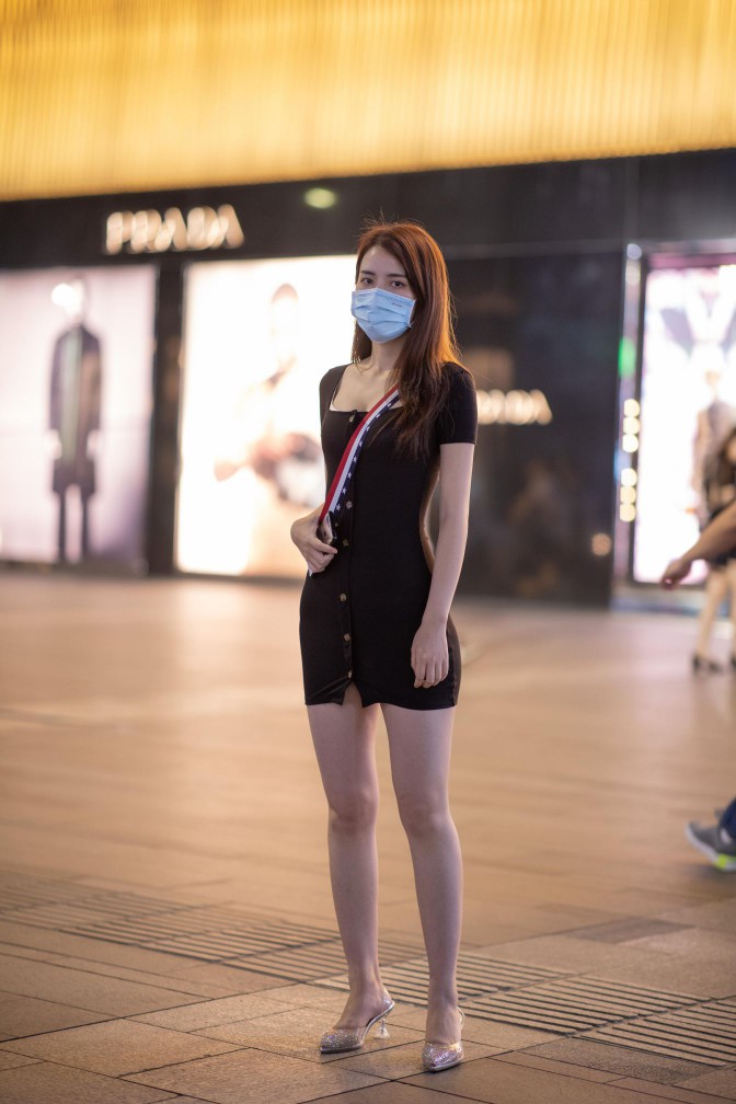 逛商场的黑色包臀裙美丽女孩【385P】00050-素云集