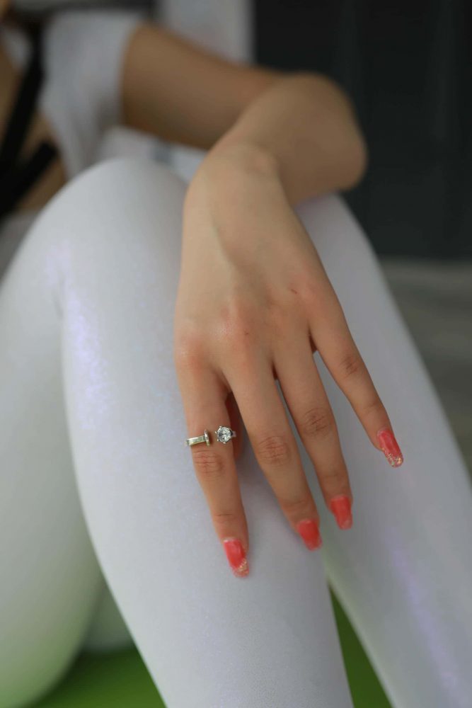 看上去拽拽的瑜伽裤女孩【425P】J1695-素云集