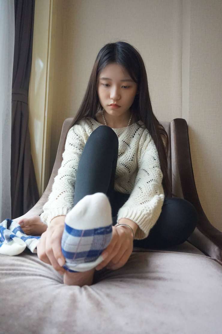 图片[5]-眼神很清澈的赤脚女孩【59P】20020-素云集