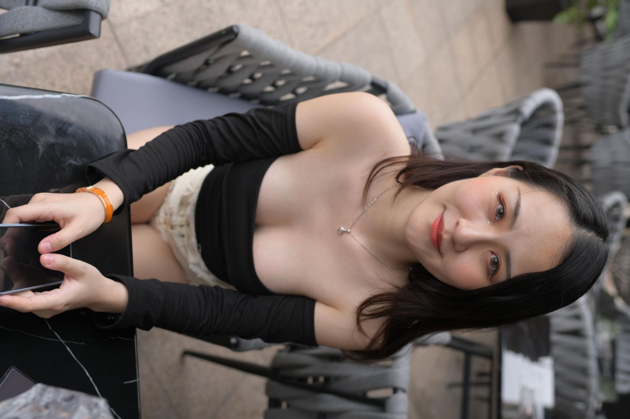 白色短裤的女生笑的很开心【177P】00035-素云集