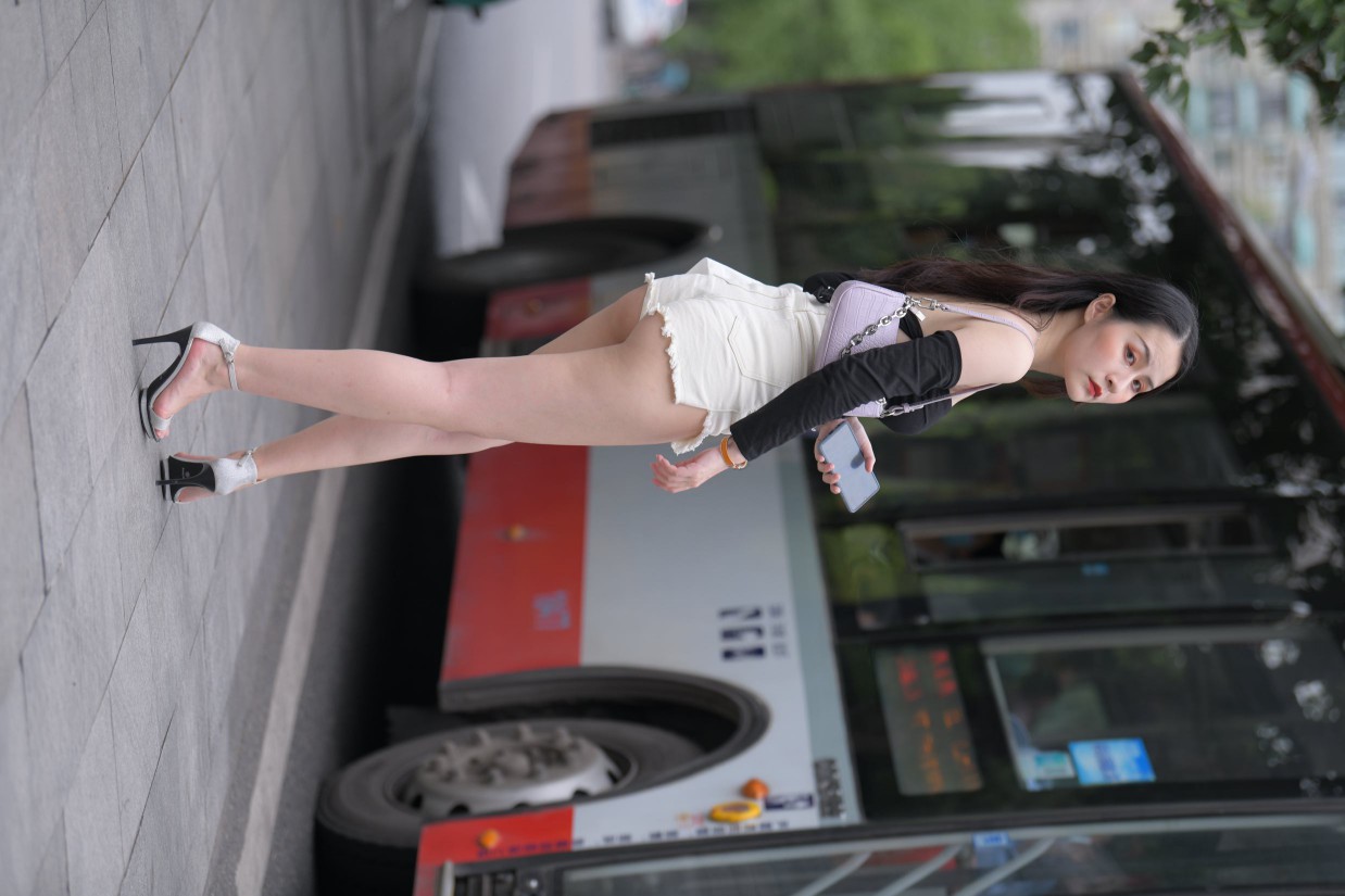 长发飘飘的白色热裤美丽女孩【49P】00029-素云集