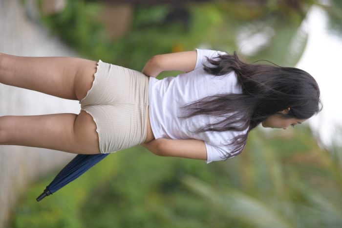 在郊外的长发热裤姑娘【388P】00022-素云集