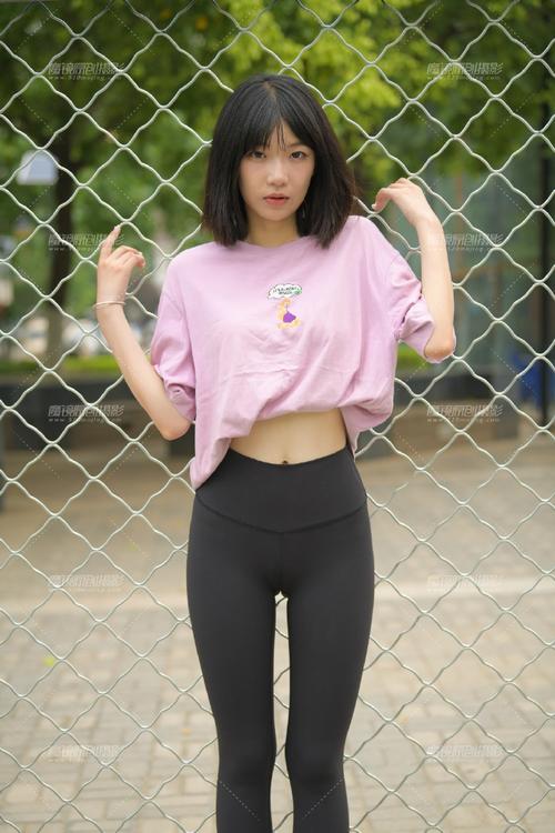图片[5]-穿瑜伽裤打篮球的大三女孩J2198 463P1V-18.6GB-素云集
