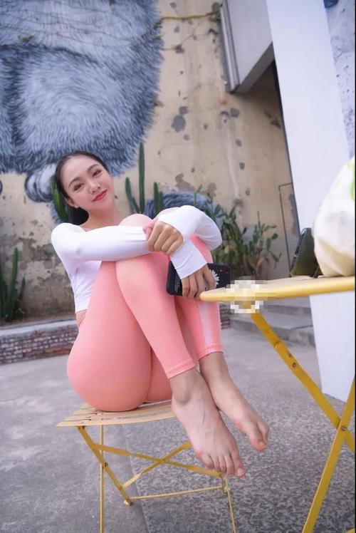 图片[3]-粉色紧身裤漂亮女孩 J1433 749P1V-20.0GB-素云集