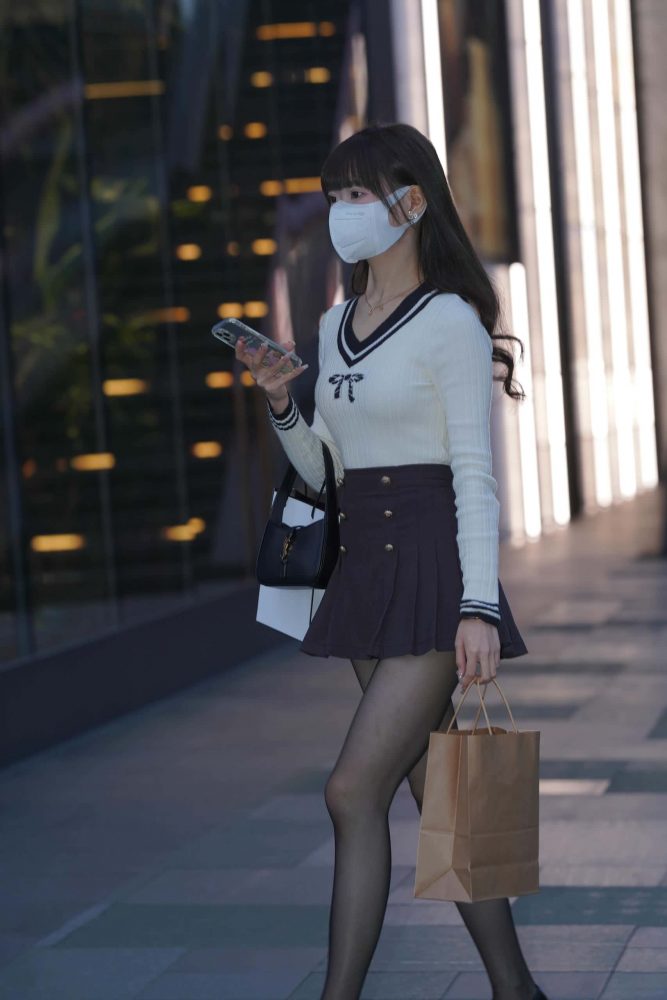 戴口罩的娇小短裙妹子【246P】C6142-素云集