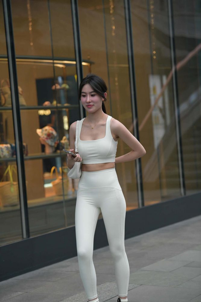 白色瑜伽裤女孩【212P】J8076-素云集