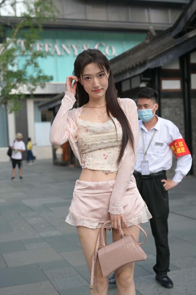 穿蕾丝蛋糕裙的粉色系少女【131P】J7577-素云集