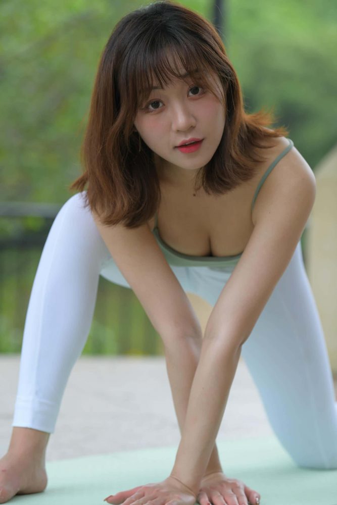 阳光明媚的下午，她迟到了【743P】J1675-素云集