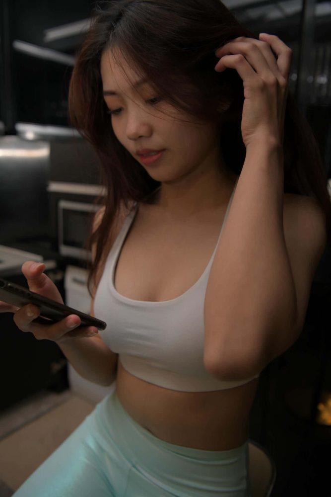 户外玩耍的瑜伽裤小姐姐【467P】J1419-素云集