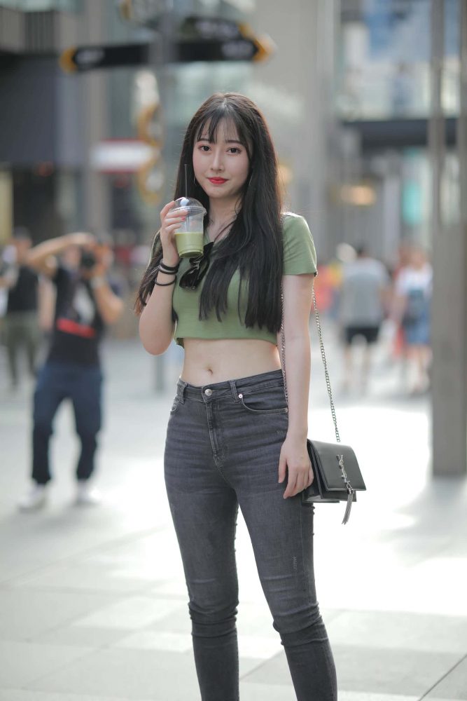 甜美靓丽牛仔裤女孩 【106P】J4144-素云集