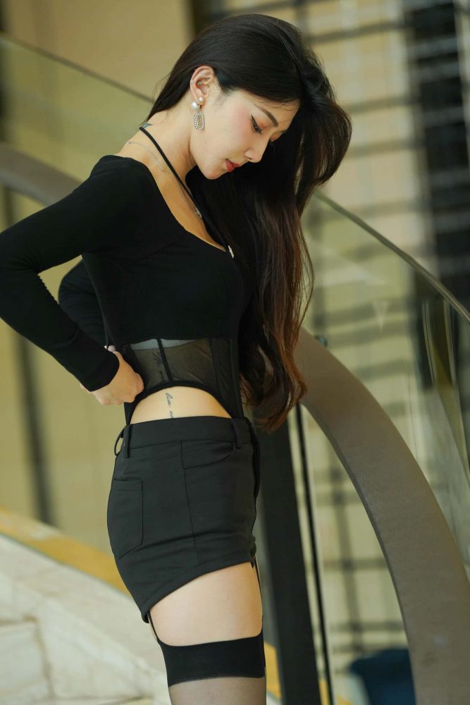 黑色纯欲系小姐姐【84P】J8063-素云集