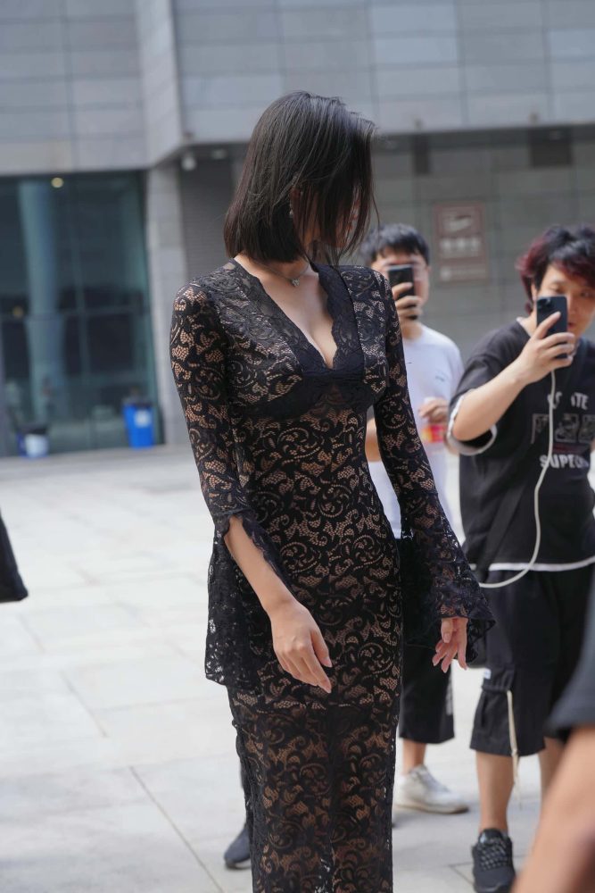 穿黑色透明长裙的姑娘【175P】J8257-素云集