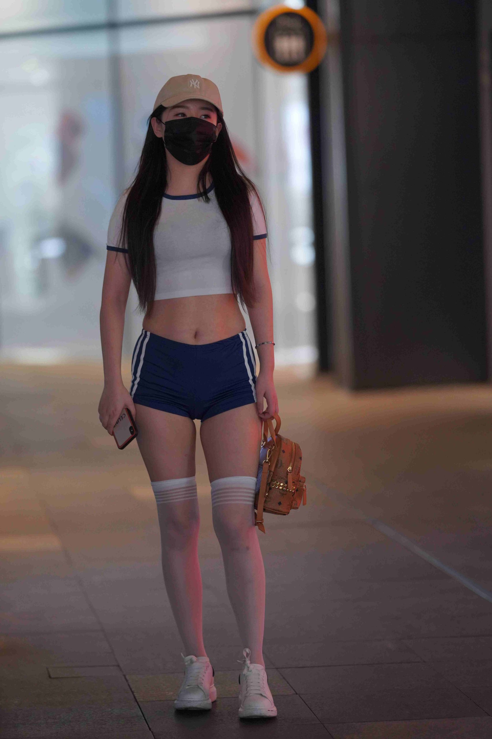 图片[2]-精选街拍作品 NO.3697 青春气息蓝白搭配[87P／256MB]-素云集