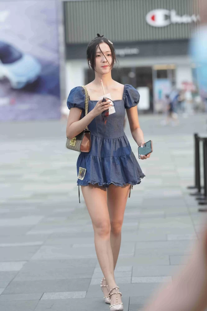 精选街拍作品 NO.3720 蓝色牛仔裙邻家女孩[239P／555MB]-素云集