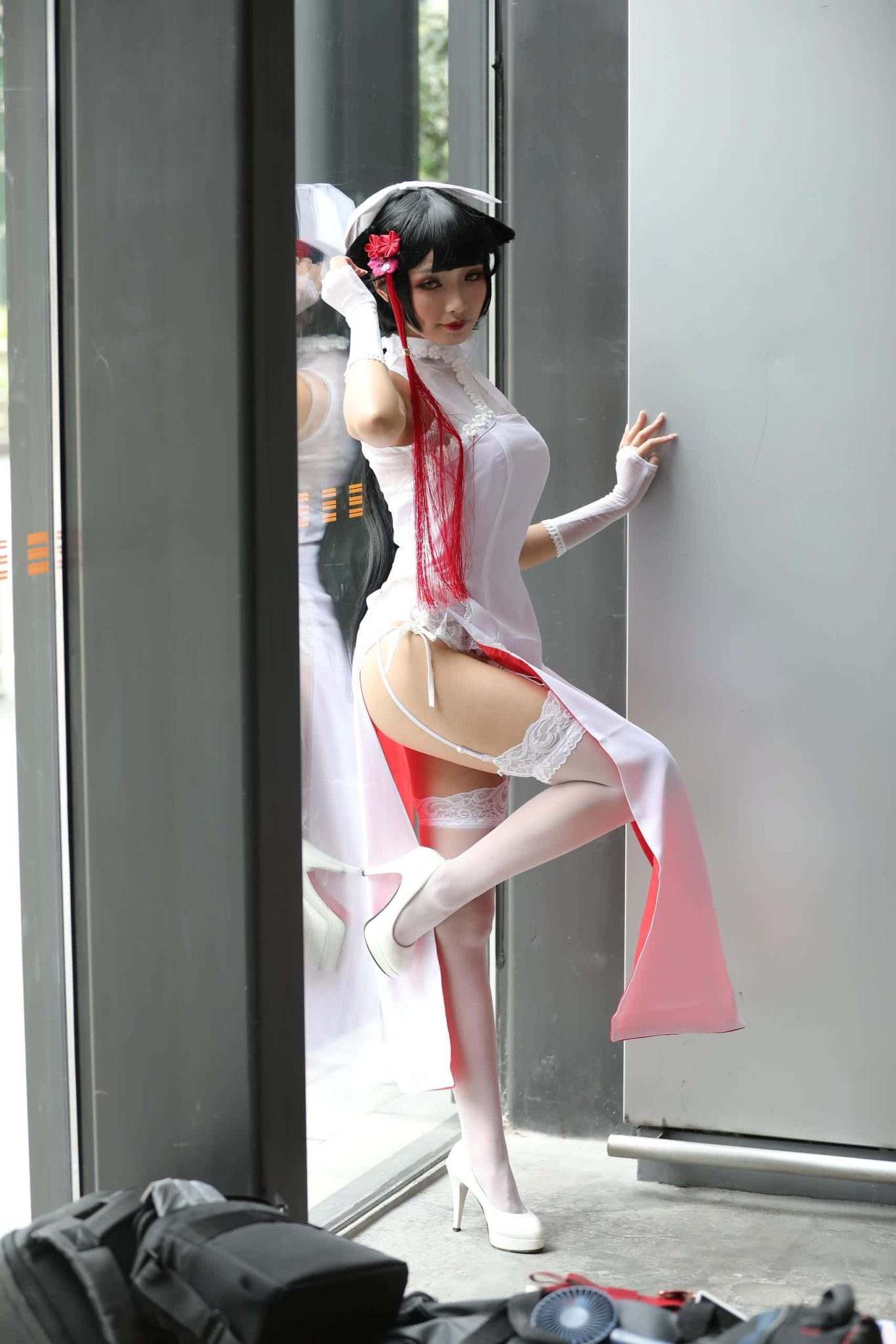 P3046 极品高开衩旗袍白色丝袜美腿美眉 【62P】-素云集